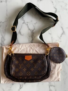 Louis Vuitton Multi Pochette Monogram Bag